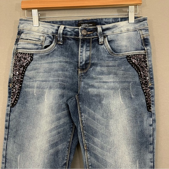 Suko Blue Sequin Light Wash Denim Capris - Picture 2 of 16
